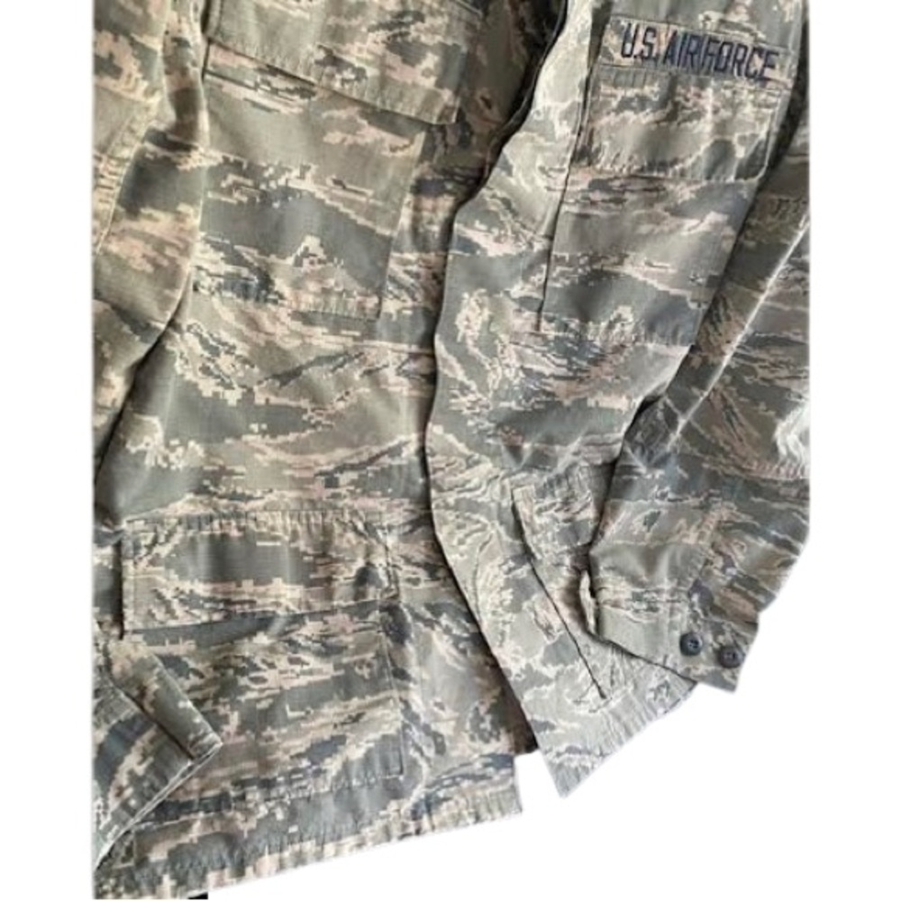 OCP Coat Man’s Utility Air Force Camouflage Pattern - Picture 6 of 10